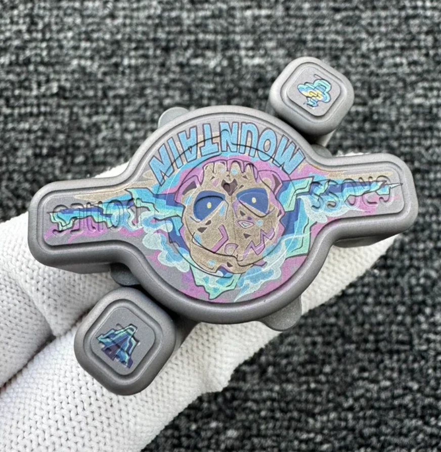 Used EDC Pirate Flag Bone Hollow Mountain Titanium Rainbow Cross Pushing Egg gyroscope fidget spinner metal decompression toy