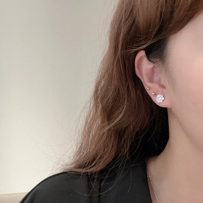 حار العلامة التجارية الجديدة مجوهرات نقية عباد الشمس أقراط فاخرة تصميم الزفاف موضة حفلة أقراط الماس الفضة 2025 مجوهرات عصرية