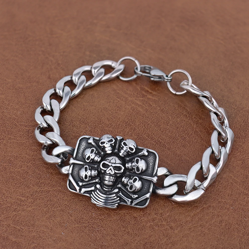 

Charm Stainless steel Hip Hop Rock Skull Bracelets Fashion Personality Commuter Skull Cuban Bangles for Men's Jewelry Wholesale