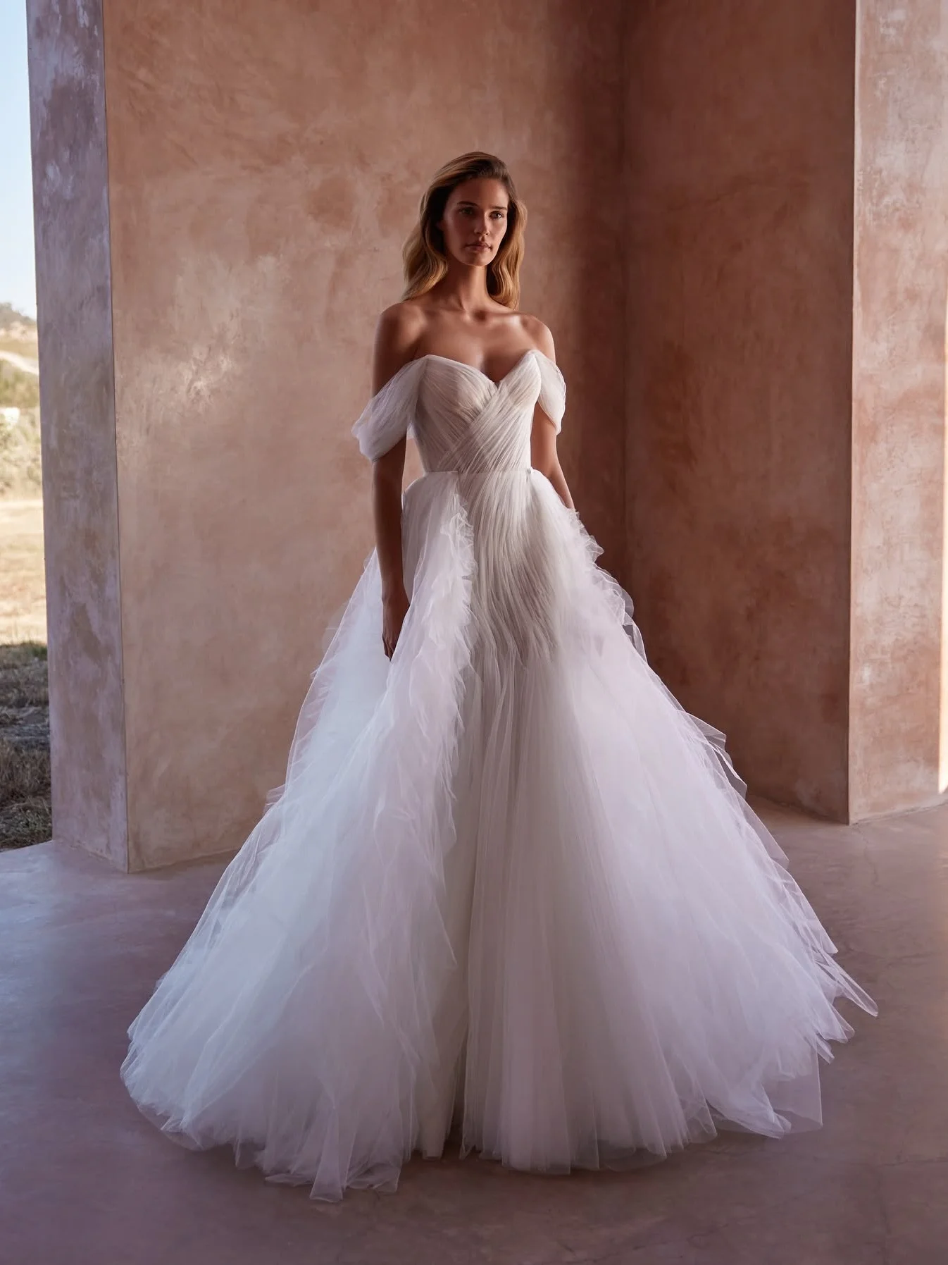 Vestidos de Noche personalizados de tul con temperamento, corte en A, hombros descubiertos, sin tirantes, media manga, Panel de tren, vestido de regreso a casa