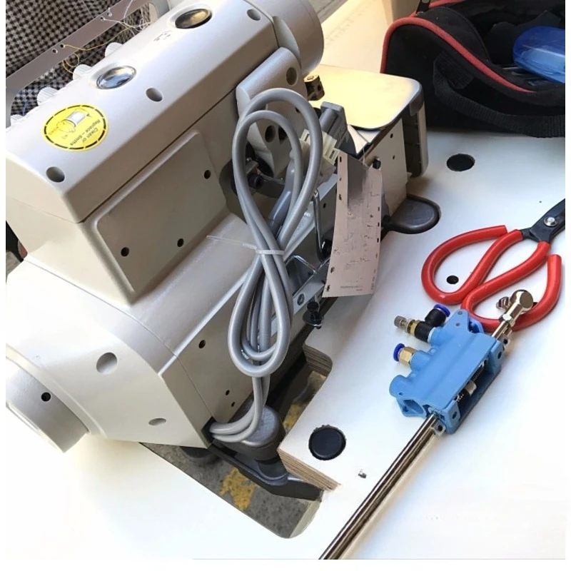 Industrial three four five thread oversewing machine, industrial three four five thread oversewing machine