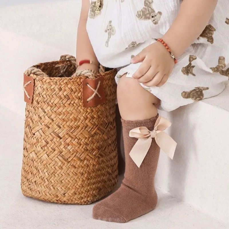 Calze sopra il ginocchio per bambini Autunno Inverno in puro cotone stile coreano con fiocco, vestibilità ampia, antivento, calzini alla caviglia per bambini