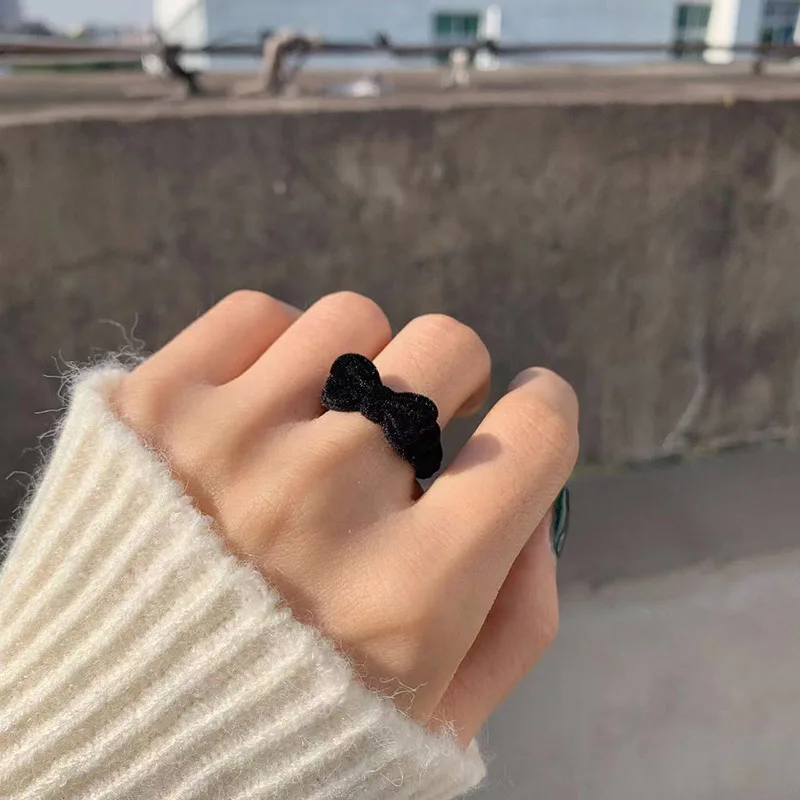 Trendy Vintage Flocking Rings for Women Bow Knot Velvet Winter Ring Girls Party Proposal Wedding Jewelry Christmas New Year Gift