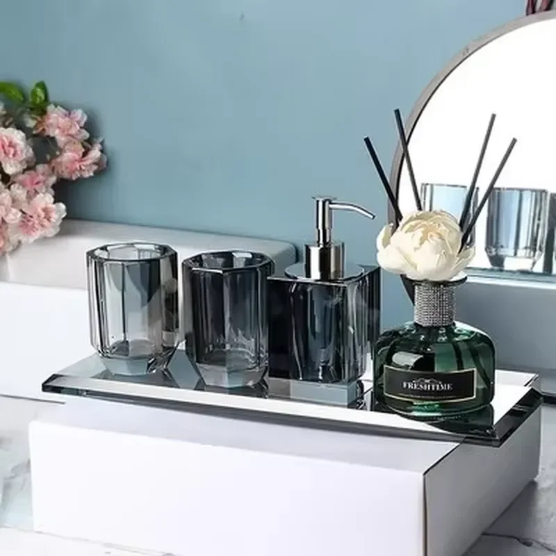 Luxury Crystal Bathroom Set 4 Piece Body Wash Bottle Dispenser Modern Vintage Style Elegant Home Decor Accessories for Shower