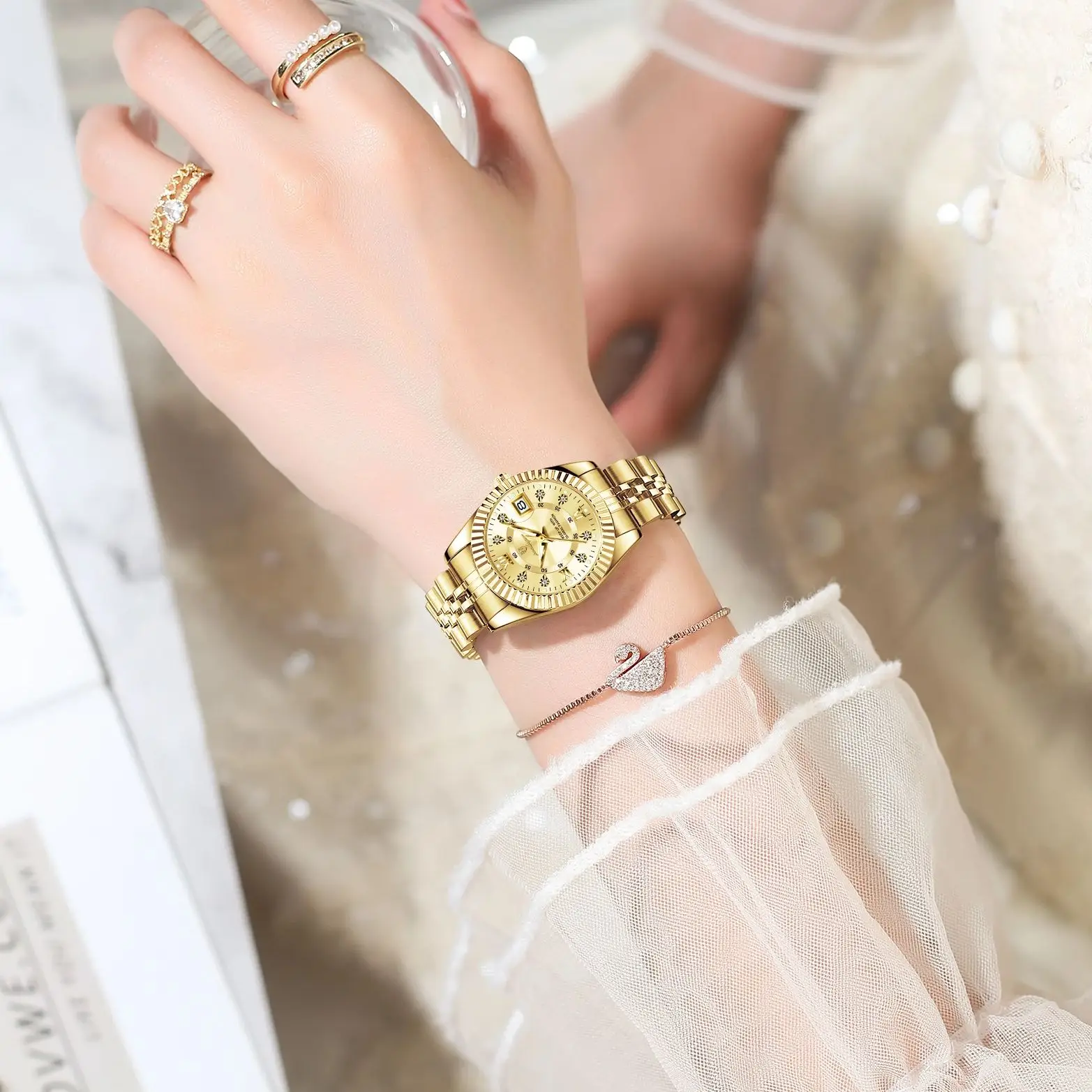 ساعة يد نسائية فاخرة من POEDAGAR مقاومة للماء وتاريخ مضيء كوارتز للسيدات من الفولاذ المقاوم للصدأ ساعات كاجوال عصرية للنساء