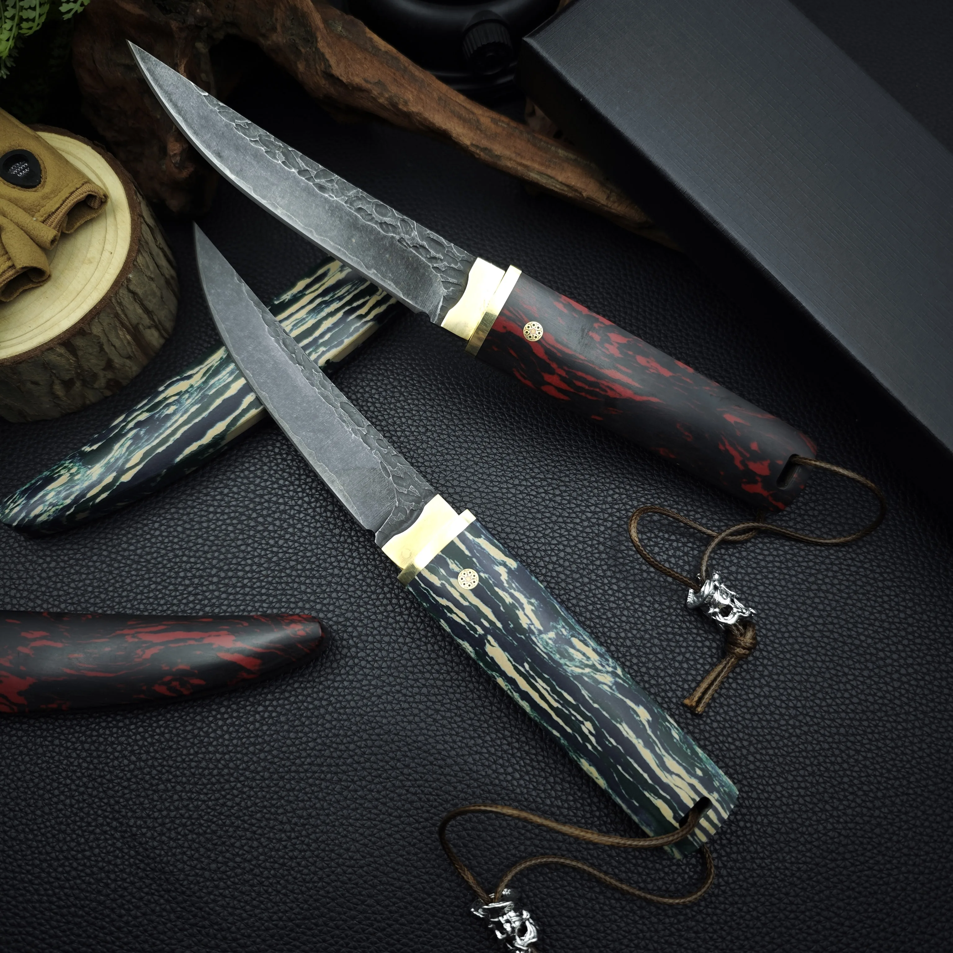 Professional kitchen knife with three layers of steel hammer pattern chef knife with highend handle kitchen cooking boning knife
