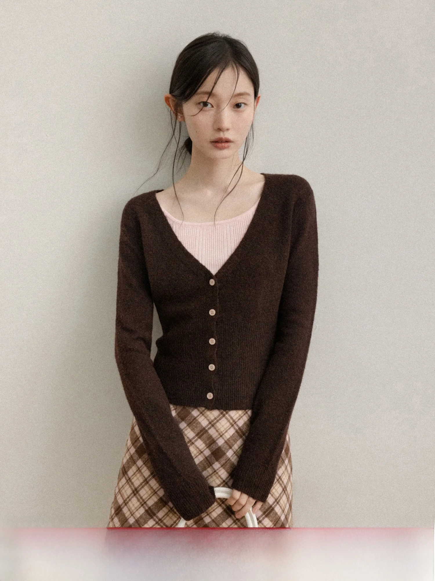 

Soft Knitted V-Ne Sweater Women's Inner Wear Base irt Top Coffee Color Winter Casual Slim Fit Polyester Blend Knitwear