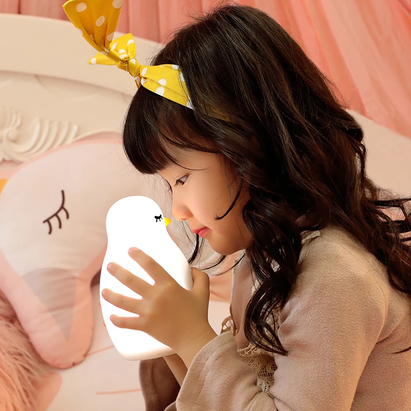 

Cute Penguin Silicone LED Night Light Alarm Clock for Kids with Built-In USB Rechargeable Battery Digital Sleep Lighting