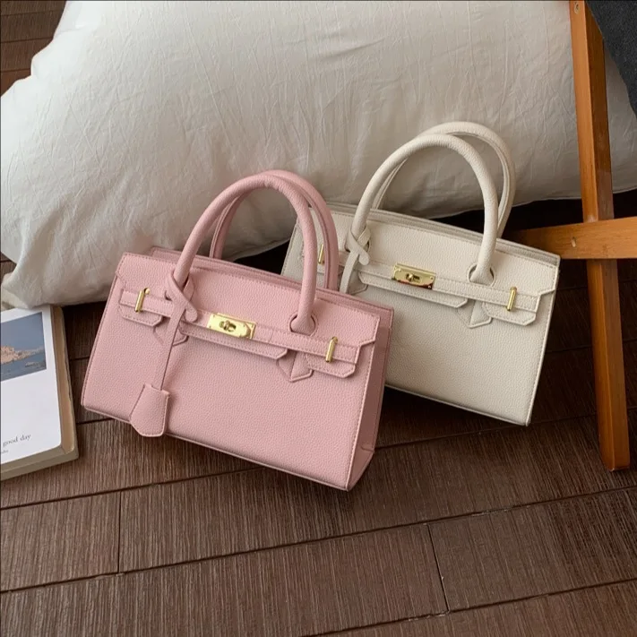 

2026 New Arrival Women’s Quilted Chain Tote Handbag Premium Genuine Leather Structured Box Shape Shoulder Crossbody Purse Light Luxury Versatile for Work Travel and Casual Outfits Elegant Functional and Timeless Design