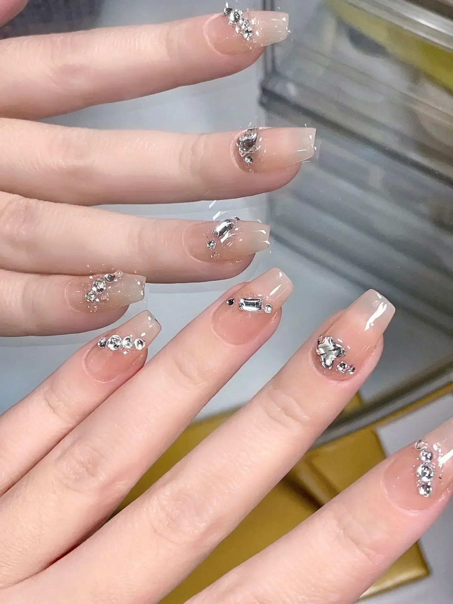 10Pcs Handmade Press on Nails Full Cover Cat Eye Rhinestone Design Nude Color French Ballerina False Nails Manicure Nail Tips