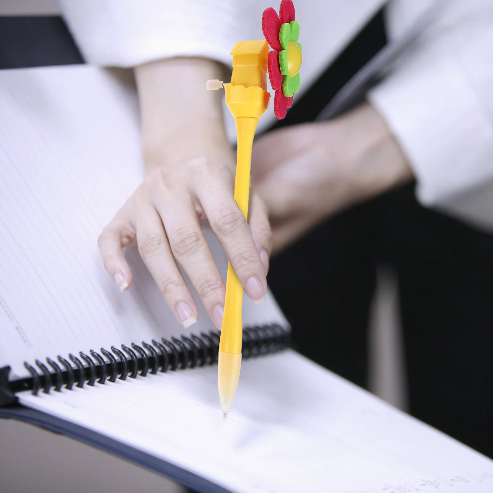 

6Pcs Sunflower Windmill Decorative Pens 07mm Fine Tip Colorful Design Writing Drawing Comfortable Grip Desk Accessory