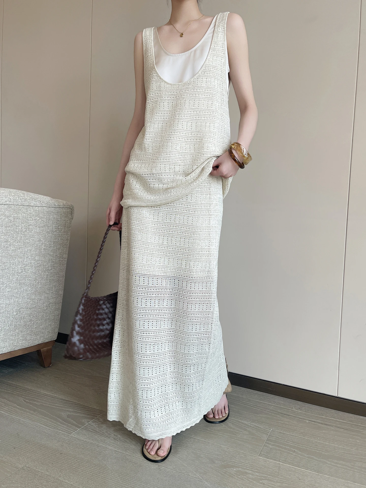 

PINKEENSTUDIO Fashion Knitted Set Women's Summer Elegance Sleeveless Vest Top High Waist Dress Two-Piece Ensemble