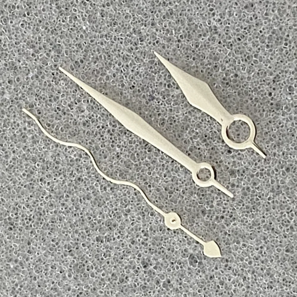 เข็มนาฬิกาสีทองโรสโกลด์ไม่ส่องสว่างเคลื่อนไหวแบบญี่ปุ่น NH35/364R/7S