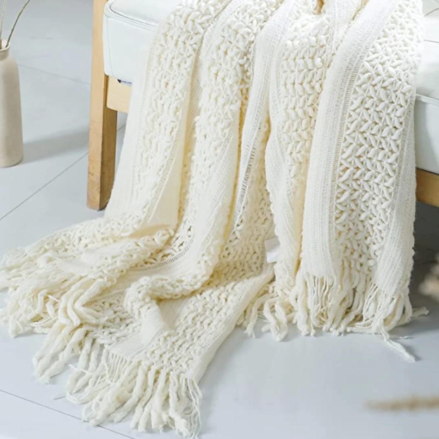 Enhance Your Home with Inviting, Exquisite, and Sophisticated White Knit Throw Blankets for Ultimate Relaxation and Style - Elev