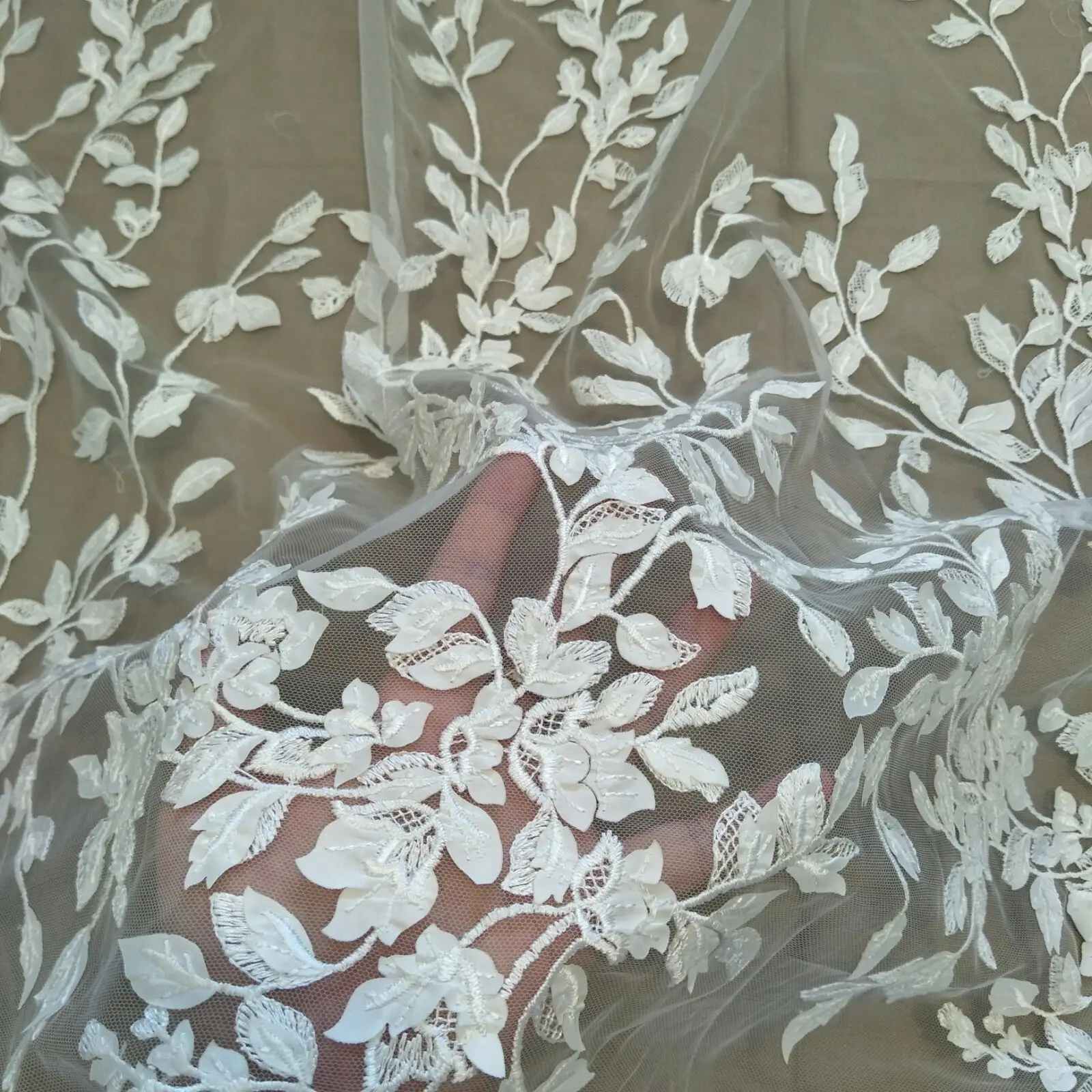 New arrival leafs suknia ślubna koronki tkaniny 130cm szerokość kości słoniowej koronki ślubne sprzedać przez stocznię new arrival leafs suknia ślubna koronki fab