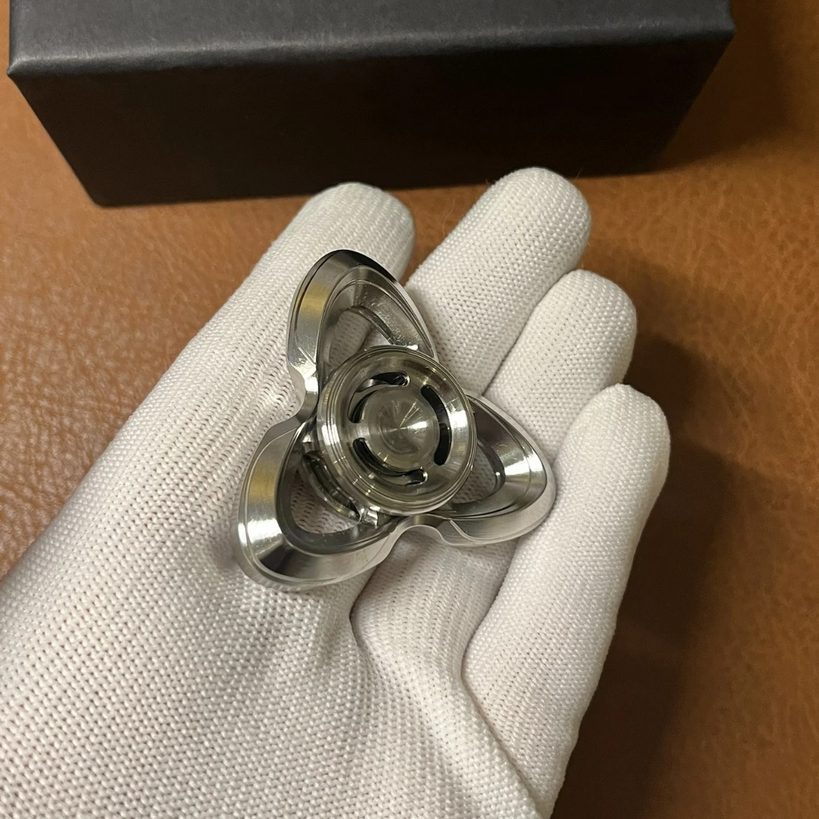 Jouets Fidget Spinner Fidgeting, en acier inoxydable, en forme de trèfle, jouet rotatif, effet d'illusion, EDC, Anti-Stress, sensoriel, tdah