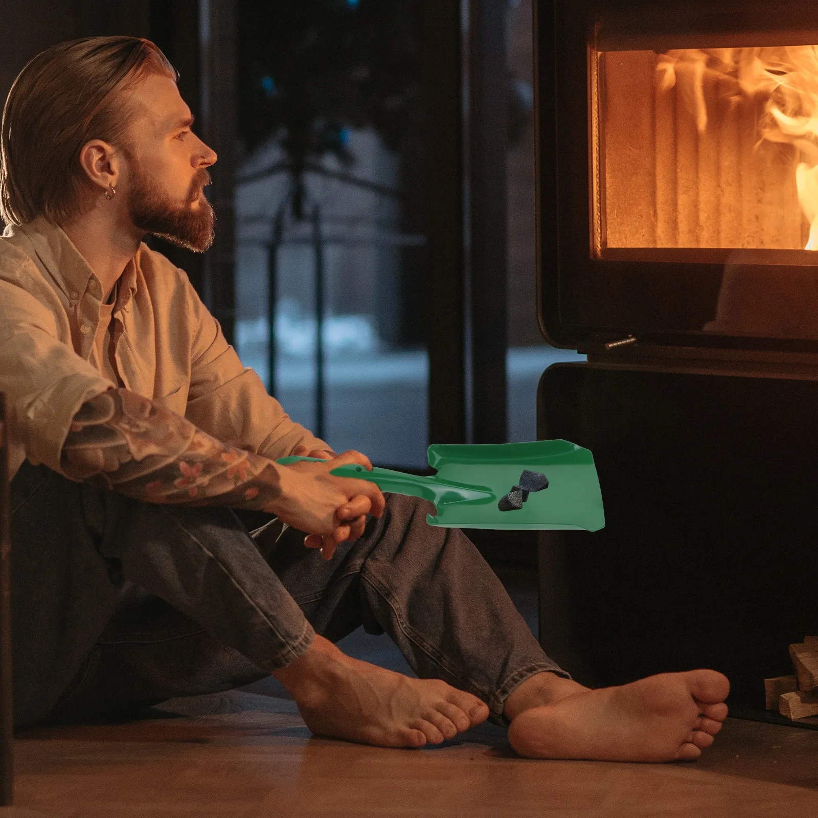 

Iron Fireplace Ash Shovel Large Smooth Head Ergonomic for Garden Soil Transplanting Fire Pit Cleaning Coal Scoop Bbq Ash Tool