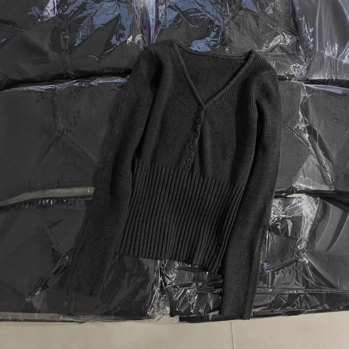 Women's Inner Wear Autumn Winter Thick Soft Waist-Cinching Slim Long Sleeve Top Korean Style V-Neck Knitted Base Shirt