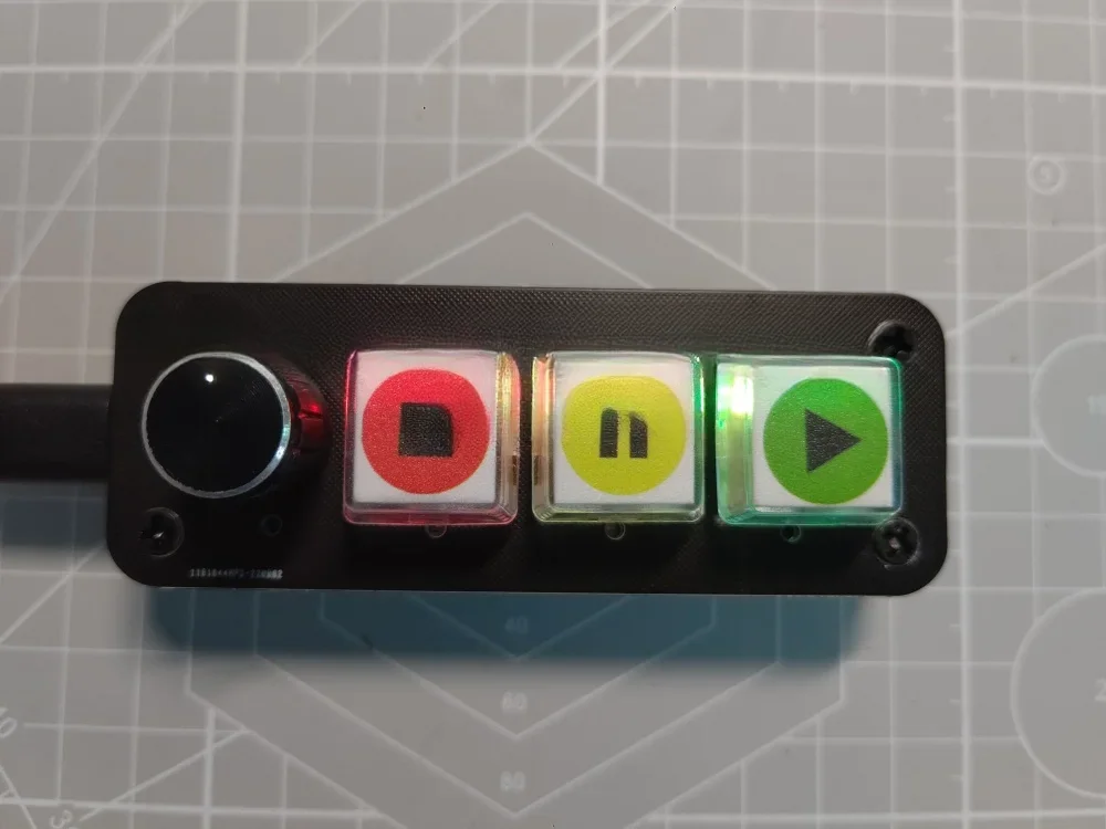 

Media Controller Media Keyboard Professional Controller 3-key Knob Music Playback Control Driver