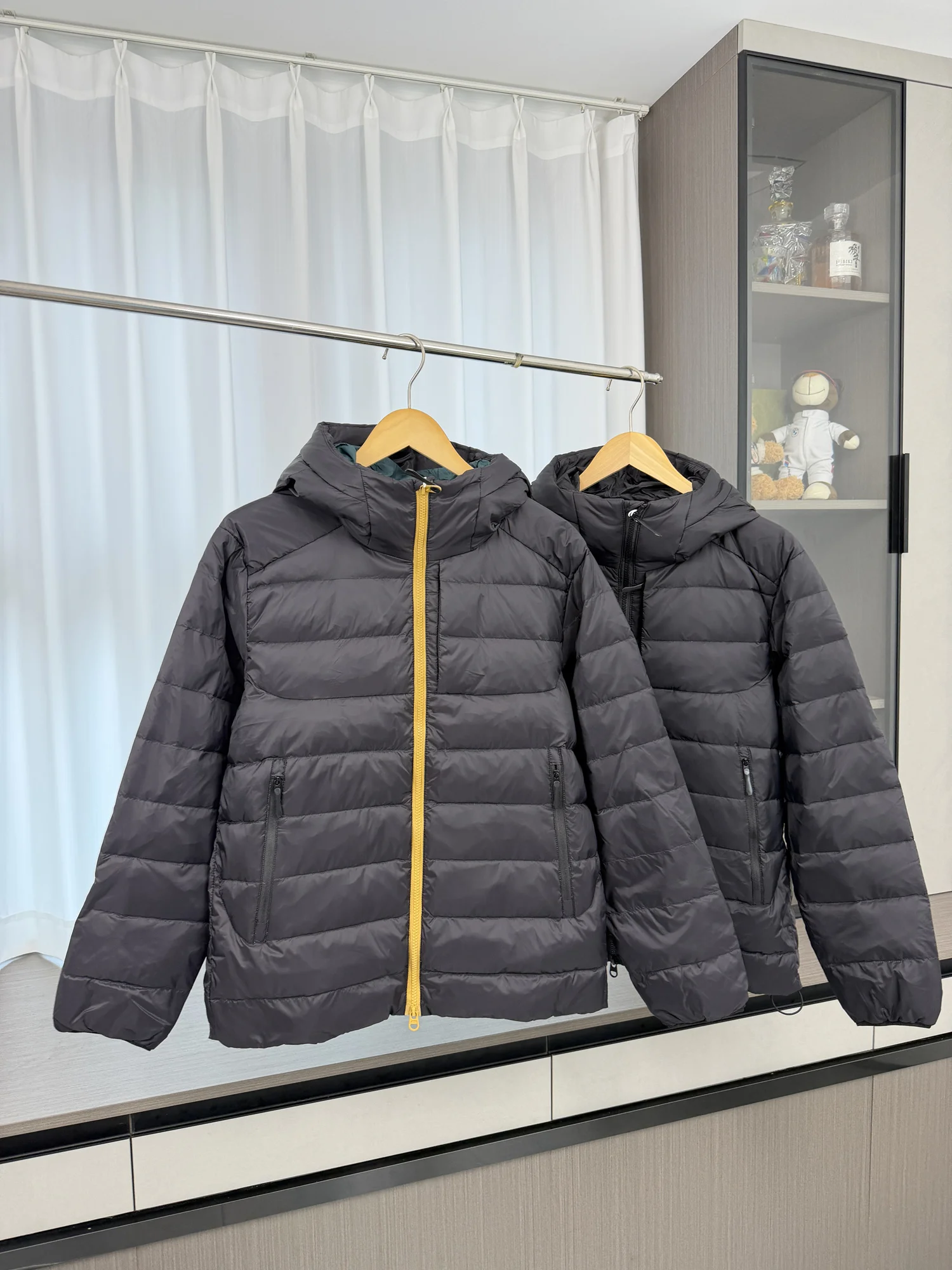 

Мужская зимняя пуховая куртка для активного отдыха, свободного кроя, легкая, водонепроницаемая, с капюшоном, теплая, с узором «ёлочка»