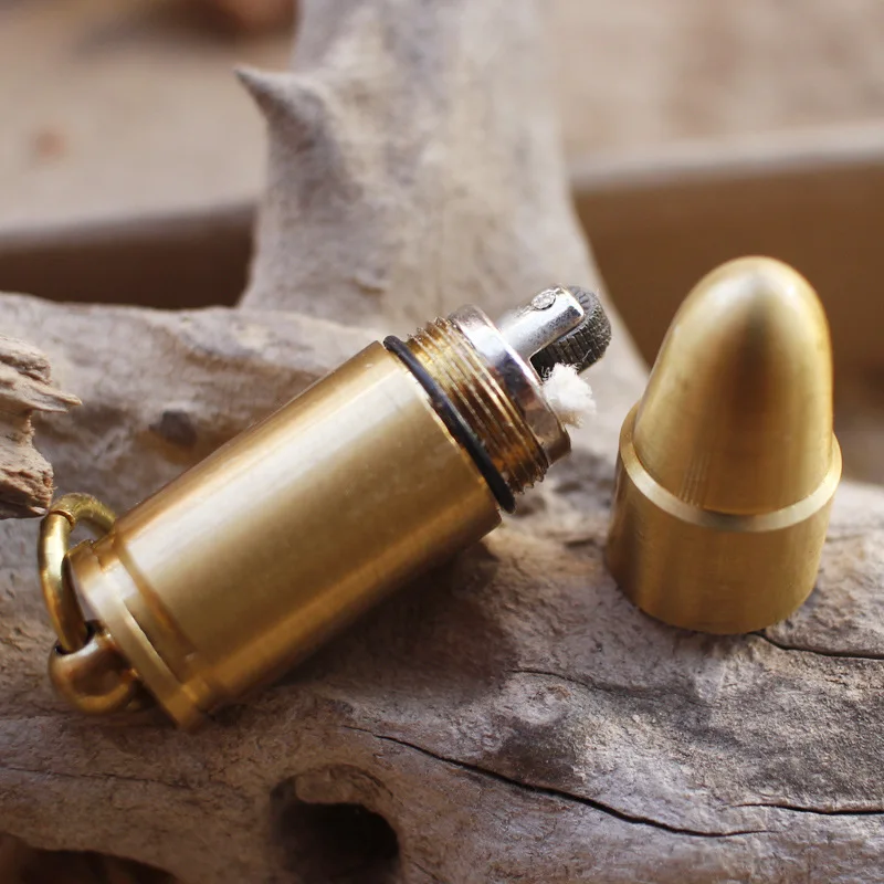 Retro Mini Bullet Shape Lighters Flame Lamp oile Oil Lighter Keychain Refillable Lamp oile Cigar Lighters Outdoor Men's Gadget