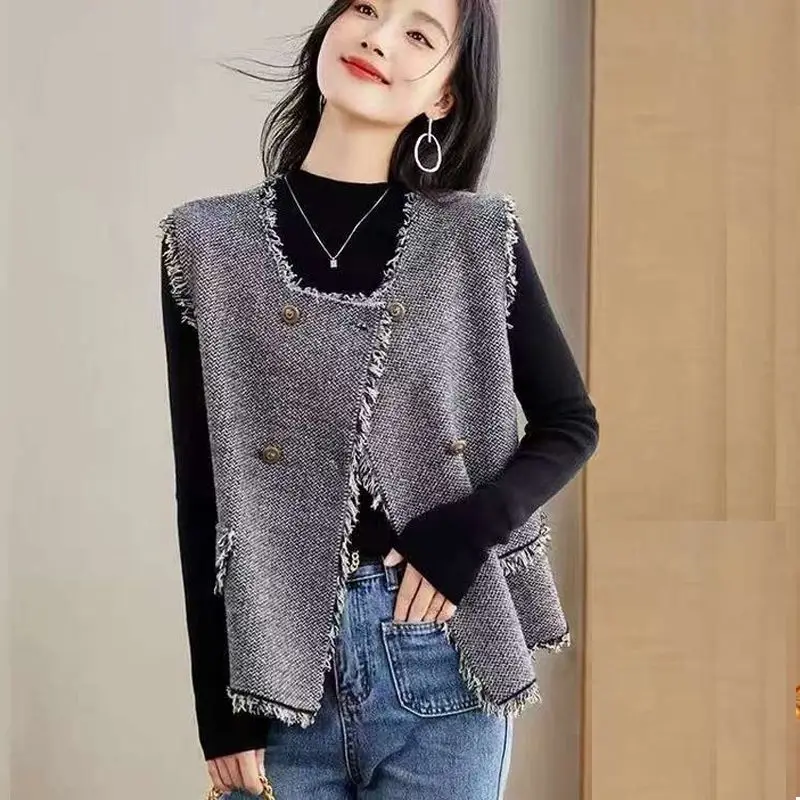 Autumn Winter Retro Small Fragrance Vest Tweed Ladies Loose Sleeveless Waistcoat All-match Tops Sleeveless Raw Edge Vest Women