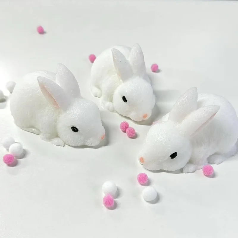Wielkanocny puszysty króliczek, długie uszy, uroczy, pulchny, biała guma, zabawka do ściskania, na prezent na Wielkanoc