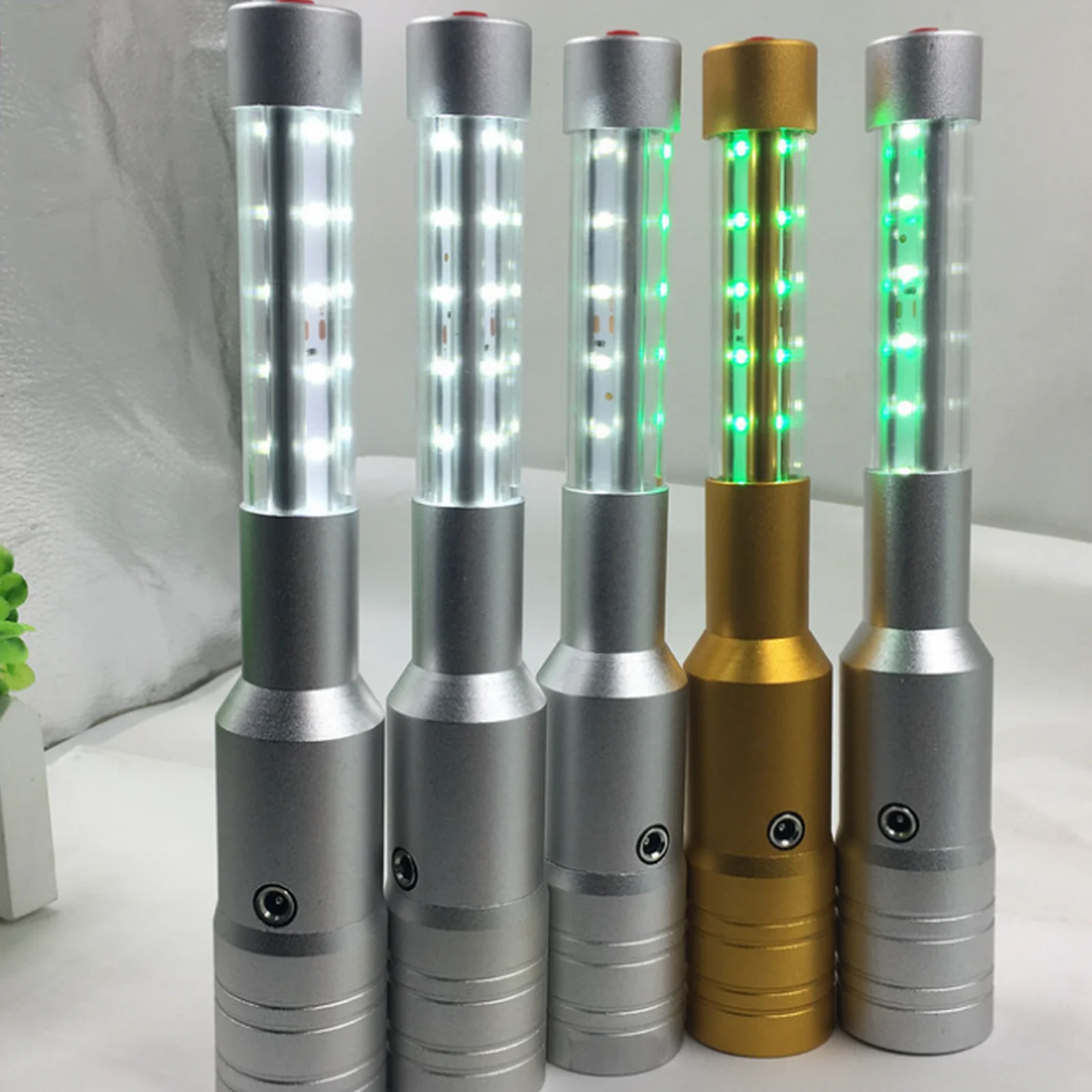 LED Strobe Baton Rechargeble Champagne Wine Bottle Flashing Stick Sparkler For KTV Bar Club Birthday Wedding Party Decoration