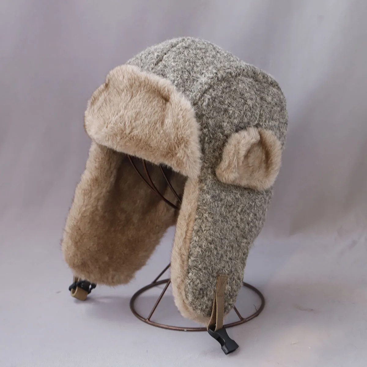 2025 nuevo sombrero de bombardero de felpa gruesa para hombres y mujeres, gorro cálido de invierno, sombreros de cazador, gorros de nieve rusos Ushanka, gorro con orejeras