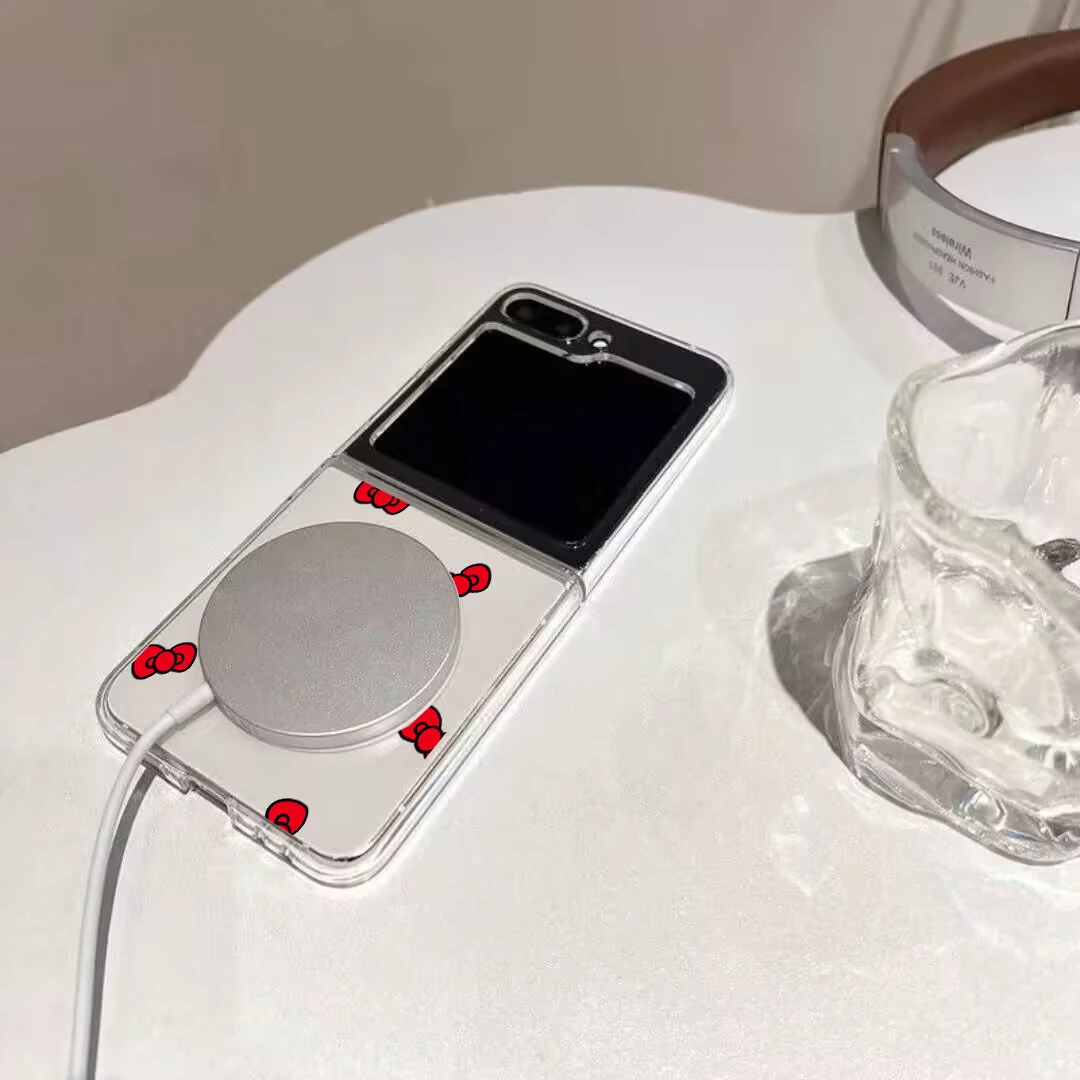 Custodia magnetica per telefono con ricarica wireless Hello Kitty Angel Magsafe per Samsung Z Flip 7 6 5 Galaxy Z Flip 3 4 Cover trasparente