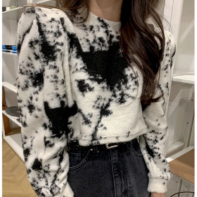 pullover Autumn/winter elegant retro ink smudge round neck print loose short casual long-sleeved sweater women Korean clothing