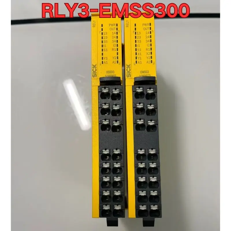 Second-hand RLY3-EMSS300 safety control unit function test is normal Original authentic Latest Pricing for 2026