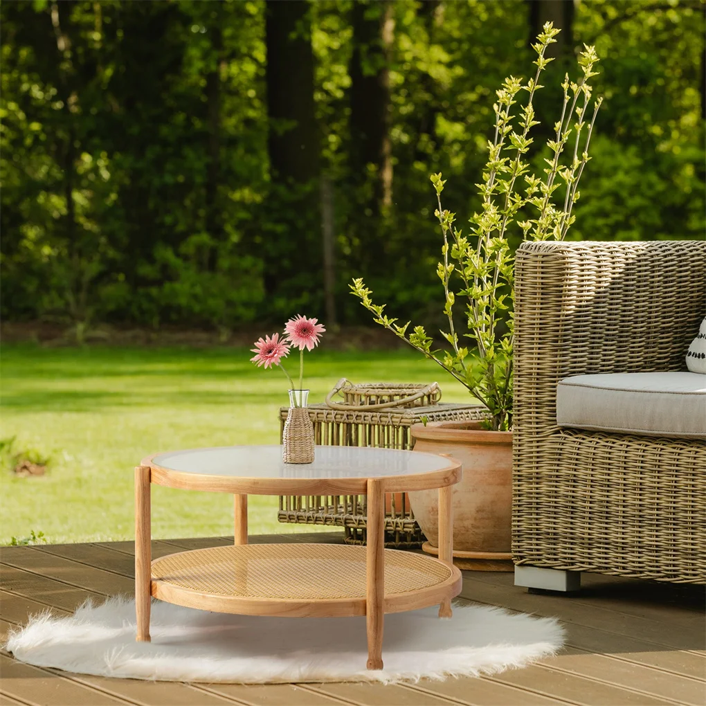 

Журнальный столик из ротанга 31,5 дюйма со стеклянной столешницей, круглый торцевой столик, приставной столик в стиле бохо, диван, торцевой столик для гостиной, балкона, патио