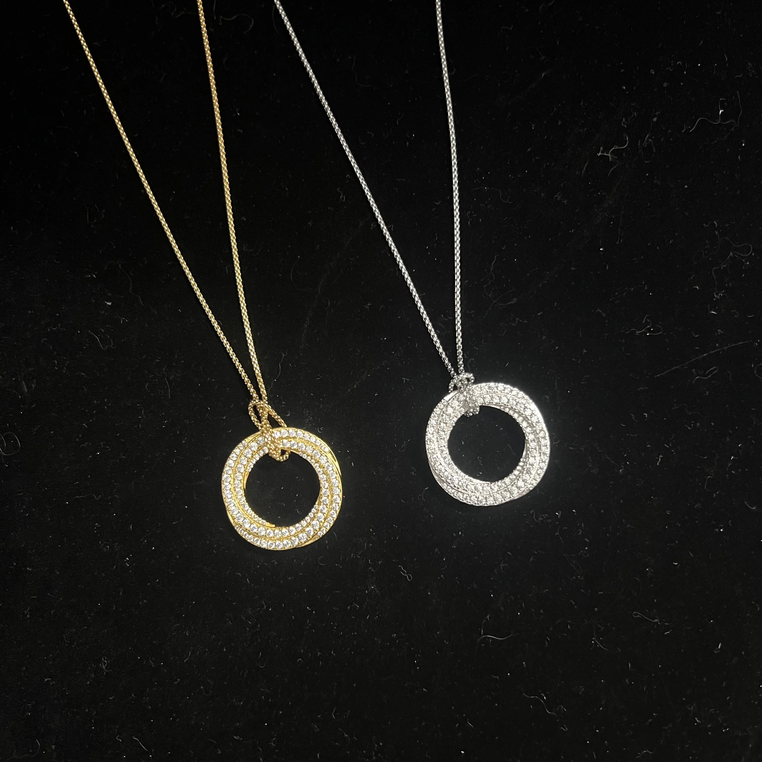 

S925 Sterling Silver 2025 New 26mm Round Diamond Sweater Necklace, Unisex Fashionable Personalized Trendy Retro Luxury Jewelry