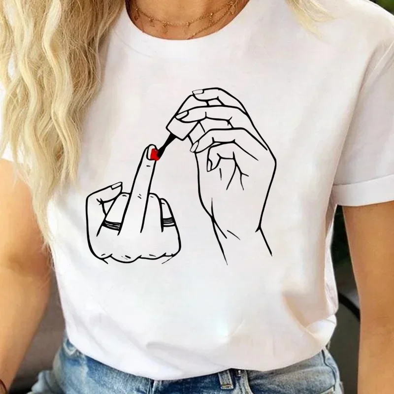 

Новое поступление, футболка с принтом лака для ногтей среднего пальца, летняя удобная мягкая футболка с коротким рукавом и круглым вырезом, повседневные женские топы, одежда