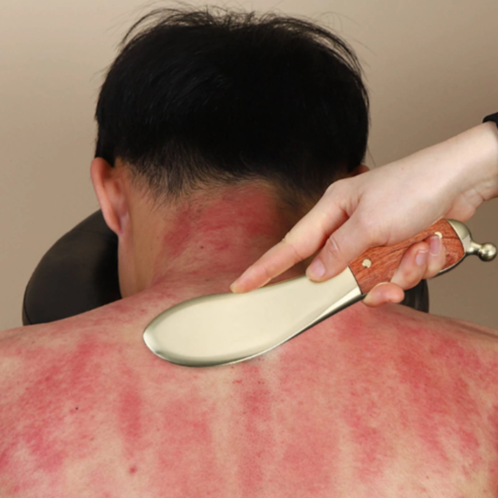 Brass Gua Sha Board Long-Lasting Gua Sha Tool with Wooden Handle Acupressure Tool with Wooden Handle Smooth Scraper Easy To