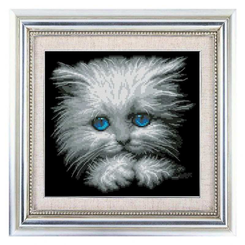 

The cross-stitch set of black background embroidery fabric for the little white cat can be selected as a full-stitch printed han