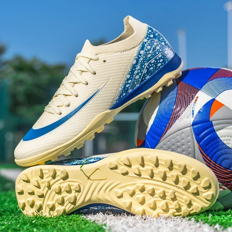 

New Men Soccer Shoes Ankle Match Sports Shoes Non-Slip TF/FG Professional Boys Football Boots Sneakers Unisex Comfortable