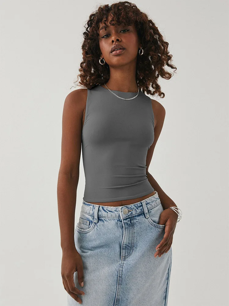 Sleeveless Tight Bottomed Shirt With Round Neck Racerback Top image 5