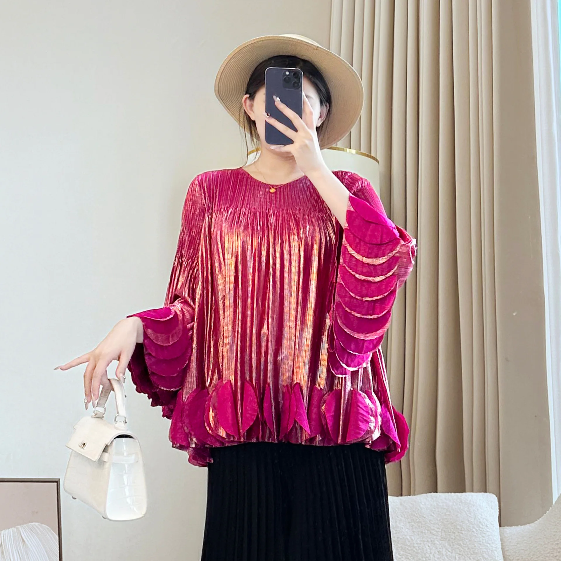

Miyake Pleated Appliques T Shirt Women Round Collar Full Sleeve Solid Color Gold Hot A Line Loose Fashion Pullover New 2025 Tops