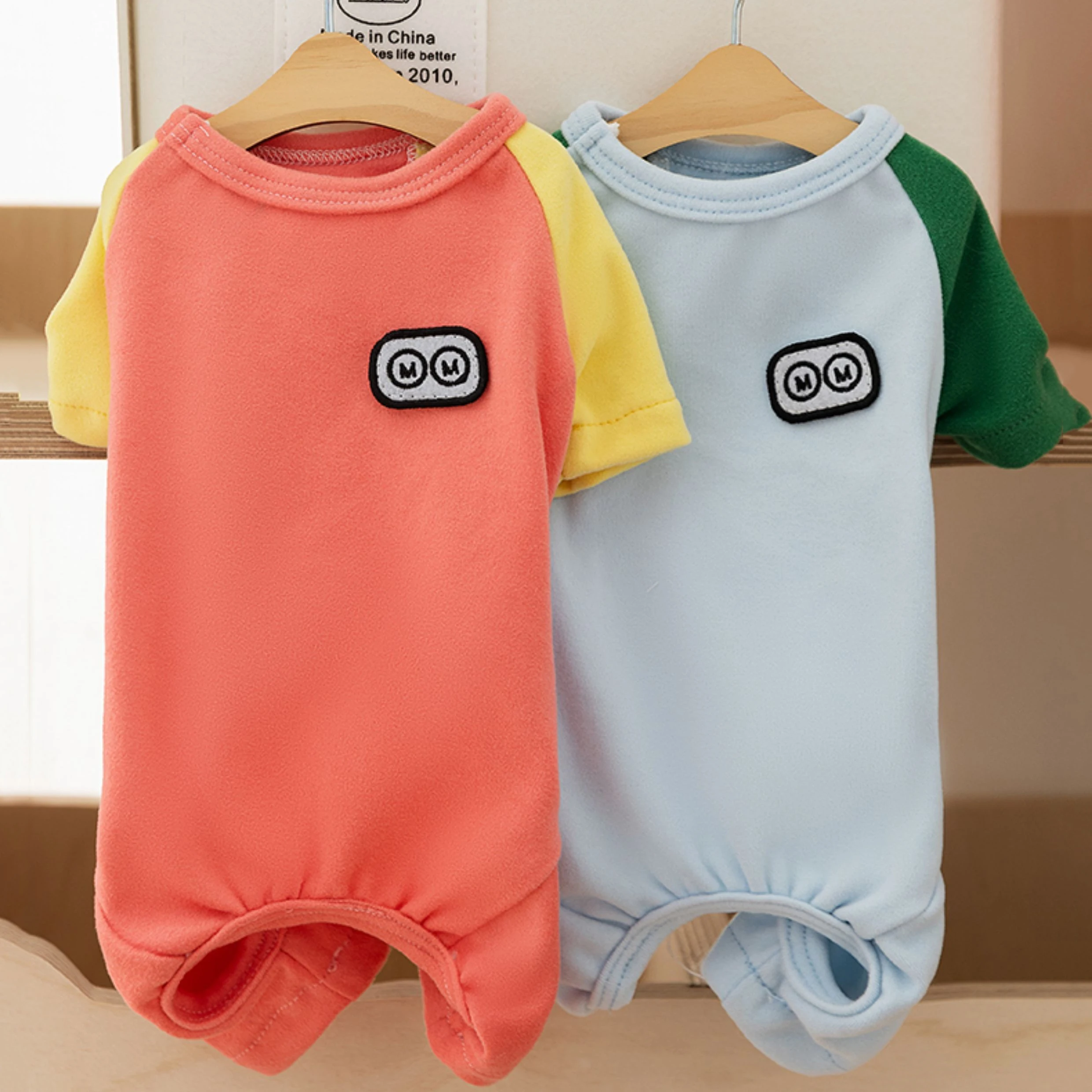 Baju Bawahan Empat Kaki Hewan Peliharaan Pakaian Hangat Musim Dingin Teddy Bichon Frise Jumpsuit Warna Solid Pakaian Anjing Lembut