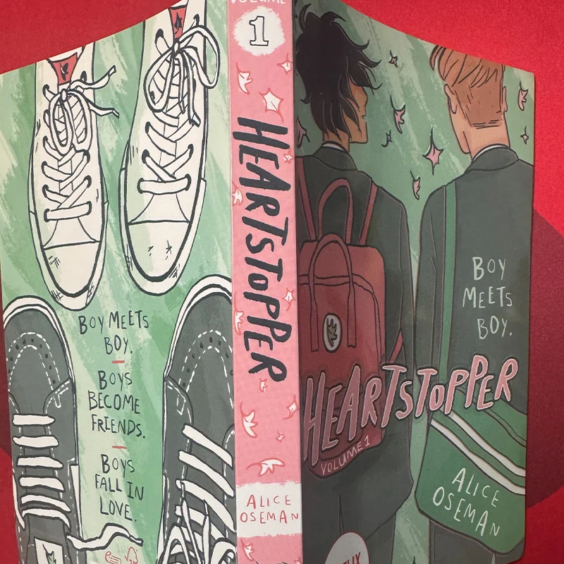 Heartstopper Vol 1 Alice Oseman Graphic Comic Novel English Version Netflix Adaptation Teen Love Story Book