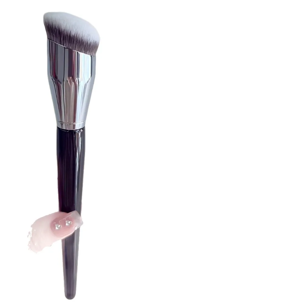 1 قطعة فرشاة وجه متعددة الزوايا تصميم رأس مستدير لخلط شعيرات صناعية لا تشوبه شائبة فنان مكياج احترافي أساسي #5