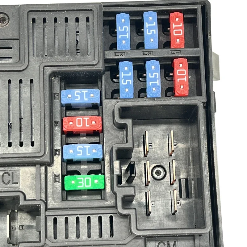 BSI Engine fuse box 284B67853R for Renault Koleos II 2.5 Kadjar 2.0 2016-