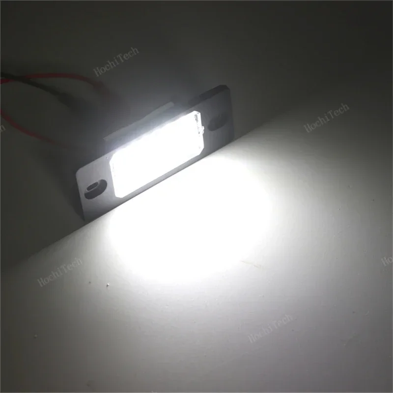2Pcs LED Car Number License Plate Light 12V For VW Tiguan 09-12 Golf 5 Touareg MK1 Passat B5.5 Porsche Cayenne 955 957 2002-2010