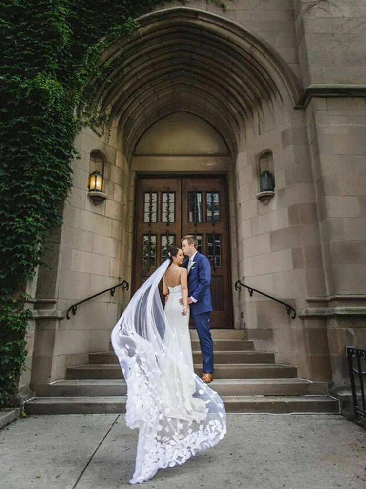 new-arrival-3d-flower-3-35-meters-cathedral-bridal-wedding-veils-with-comb-simple-flowers-wedding-accessories-velo-de-novia