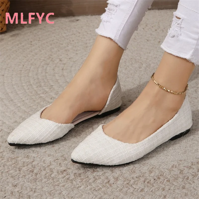 New Flat Bottom Sandals ladies Fashion Pointed Shallow Mouth Sandals Women's Spring/Summer Baotou Slippers