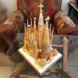 The World Famous Building Spanish Cathedral Sagrada Familia Paper Model DIY Student Handwork