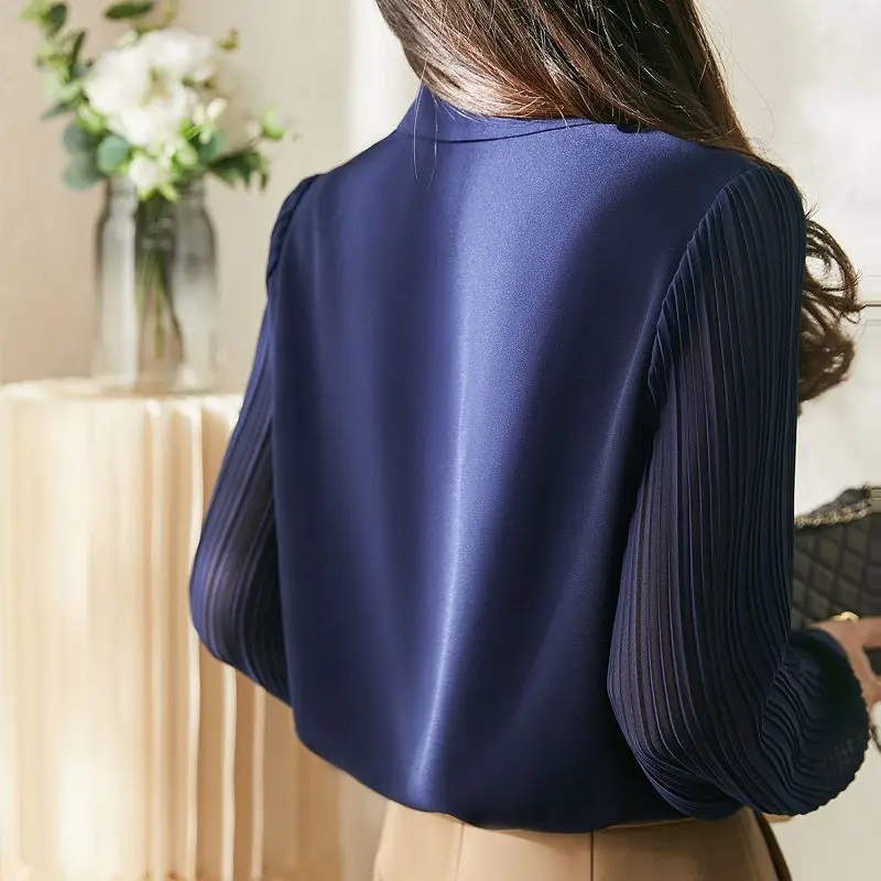Spring Autumn New Solid Color Fashion V-neck Shirt Women High Street Casual Loose Lantern Sleeve Button Cardigan Elegant Tops