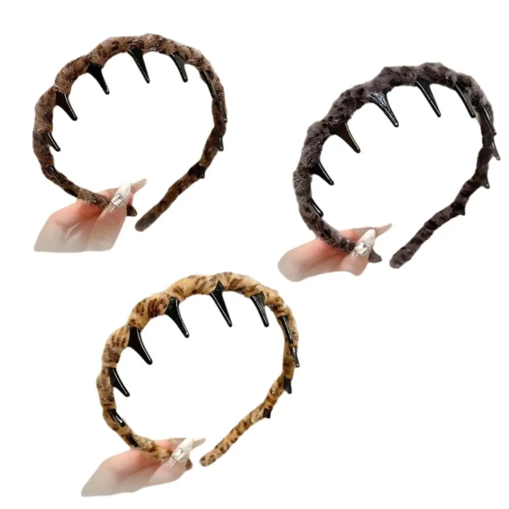 

Высокоэластичная плюшевая повязка для волос с зубцами, леопардовый узор, противоскользящее украшение для волос, повязка на голову, винтажная повязка для волос с высокой черепой и зубцами